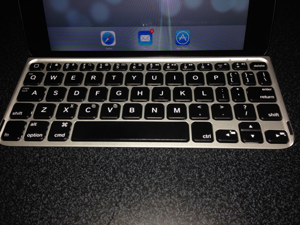 Figure 01: The Logitech Ultrathin Keyboard Mini